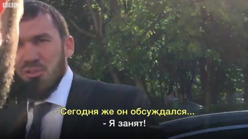 Партия единая россия обсудила со своим лидером премьер министром медведевым пенсионную реформу корреспондент петр козлов пыталс