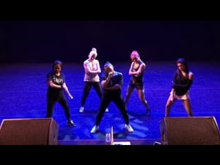 Parris goebel, corbyn huch, kyra aoake, kaea pearce and kirsten dodgen