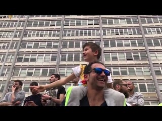 Fiaformulae best summed up by these two the fans just love it and this kind of enthusiasm is hard to argue with