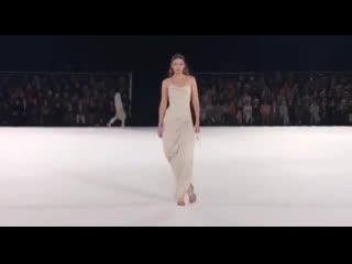 January 18 gigi hadid walking for jacquemus fall winter 2020/21 show