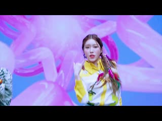 모모랜드 momoland x 크로망스 chromance wrap me in plastic mv te