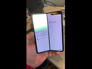 Некоторые обозреватели galaxy fold с гибким экраном пожаловались на поломку устройства спустя всего 2 дня пользования смартфоном