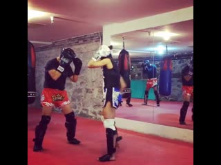 Набиа пресса в спарринге (abs punching conditioning sperring)