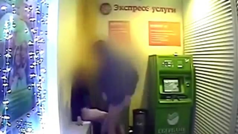 ✔ особое мнение (18+) банкомат снял на видео секс оргию в отделении банка во владивостоке