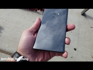 Mi mix drop test how durable is a ceramic phone