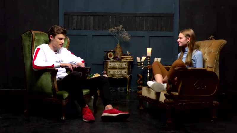 [dаня vegas] лиза василенко о сексе, казусах с бабушкой и трусах с вибратором (часть 2) // vegas view