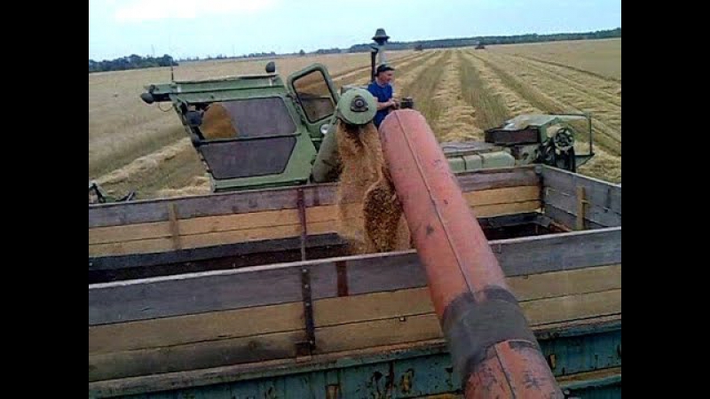 Комбайны нива ск 5 и нива ск 5 м 1, выгрузка зерна