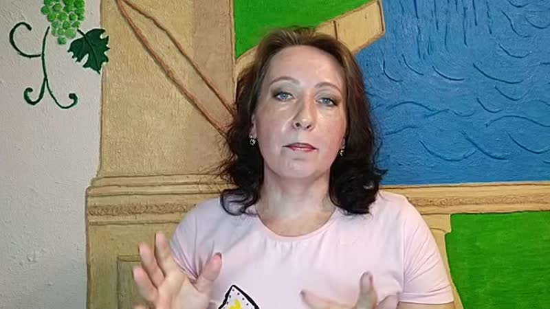 Курьер принес посылку