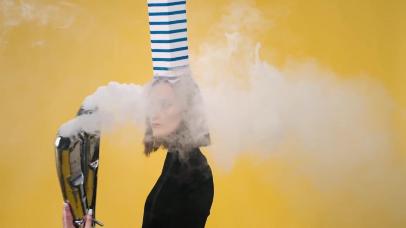Yelle moteur action [explosion video]