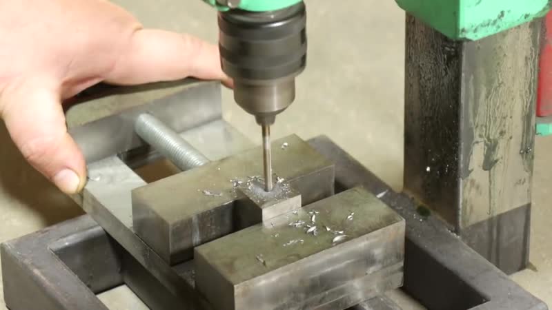 [куй железо] электро топор! уникальный станок для серьезных мужиков