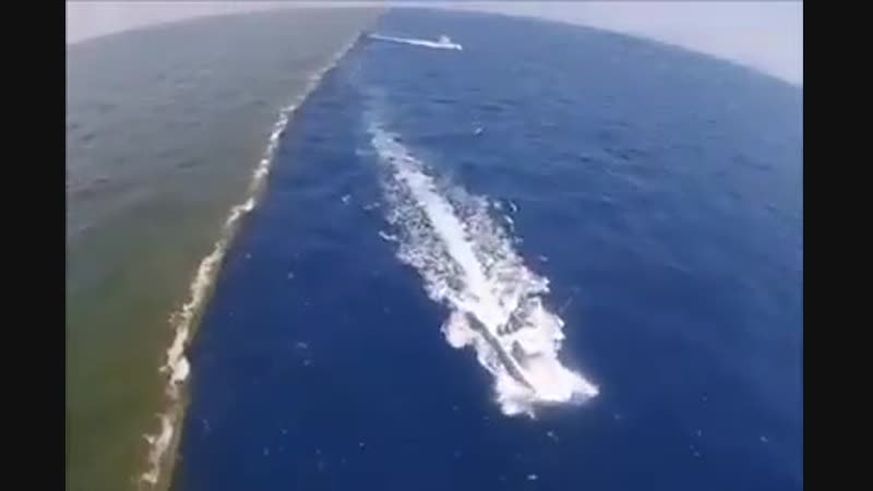 Граница, где встречаются два океана чудеса природы, граница между водами аляскинского залива с открытыми водами тихого океана