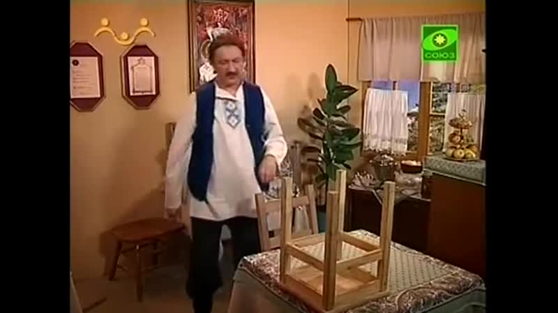 В доброй чайной встреча с нищим