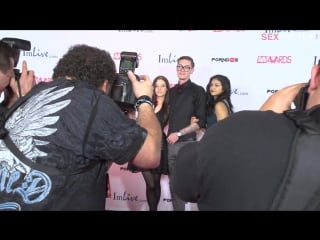 Sex factor deleted scene avn pod (expo & red carpet) [episode 2, behind the scenes]