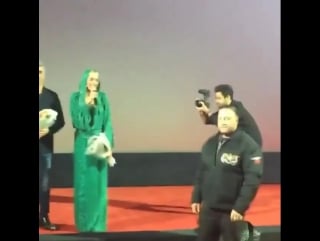 #meryemuzerli #ötekitaraf #vienna 10 12 2017