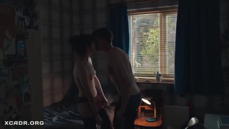 Дэйзи эдгар джонс(daisy edgar jones) голая грудь секс в сериале нормальные люди(ирландия,2020)