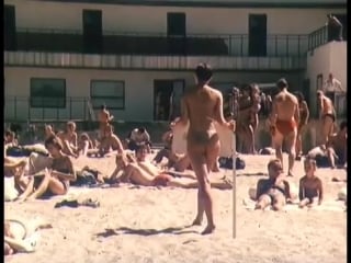 Обнаженная в шляпе