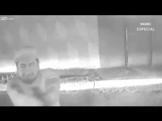 Мексика камеры наружного наблюдения и полицейский регистратор запечатлили момент молодые полицейского с целью секс табельн