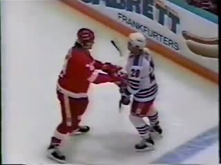 Bob probert vs tie domi