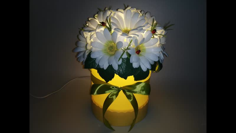 Мк простые ромашки в шляпной коробке из изолона 2 мм светильник из изолона