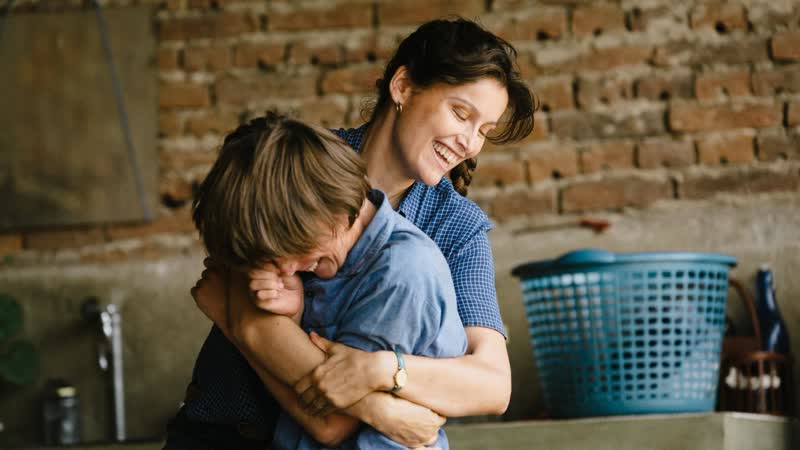 Сквозь горизонт / середина горизонта / le milieu de l'horizon / beyond the horizon (2019) драма молодые в кино