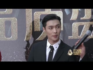 [cut] 170226 exo's lay red carpet + interview @ chinese tv drama quality ceremony