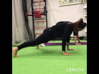 Тренироа в jamm fit