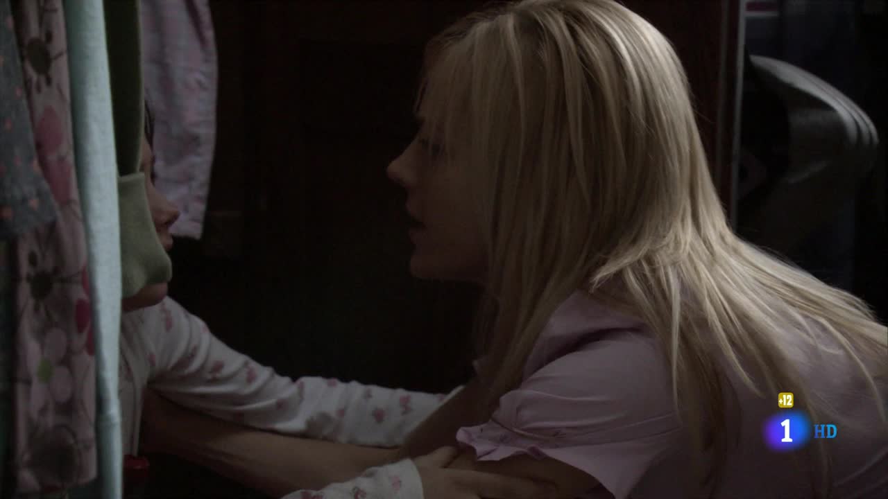 Secuestradas in held hostage (2009) sexy 2009 julie benz 04