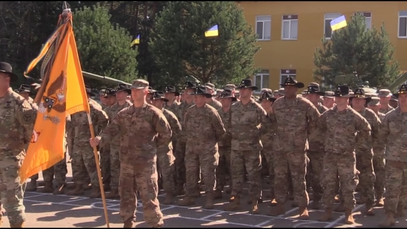 Вітання з днем незалежності від військових сша