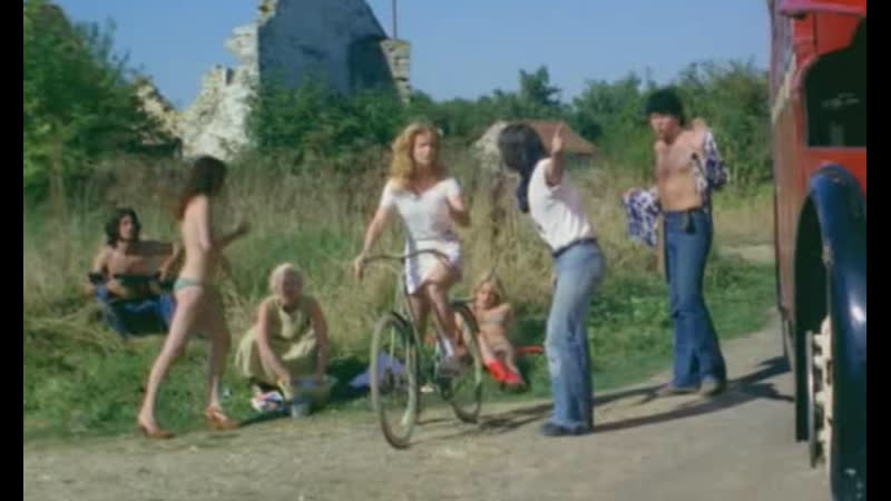 Распутные дамы выездного театра или как три актрисы находили тех кто их удовлетворит)