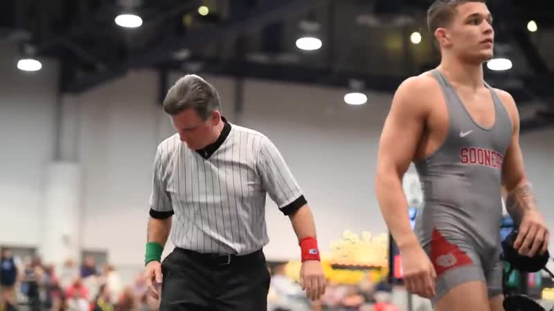 174lbs anthony mantanona (oklahoma) fall nathan tausch (cal poly)