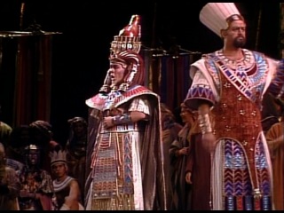 Aida (margaret price, luciano pavarotti, stefania toczyska, simon estes; san francisco, garcia navarro, 1981)