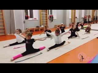 Начинающие феечки подготоа к соревнованиям