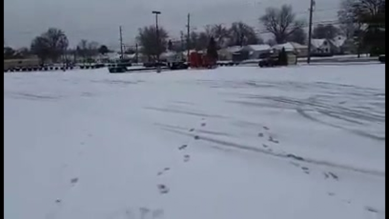 На фуре валим боком \ первый снег