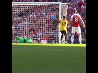 Big save, @bernd leno from 1️ , how would you rate bernds @premierleague debut