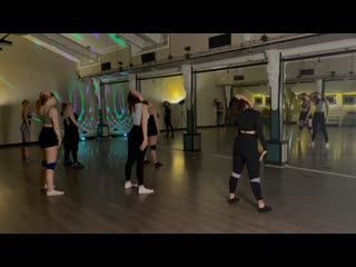 High heels занятия в группе леры михайловой