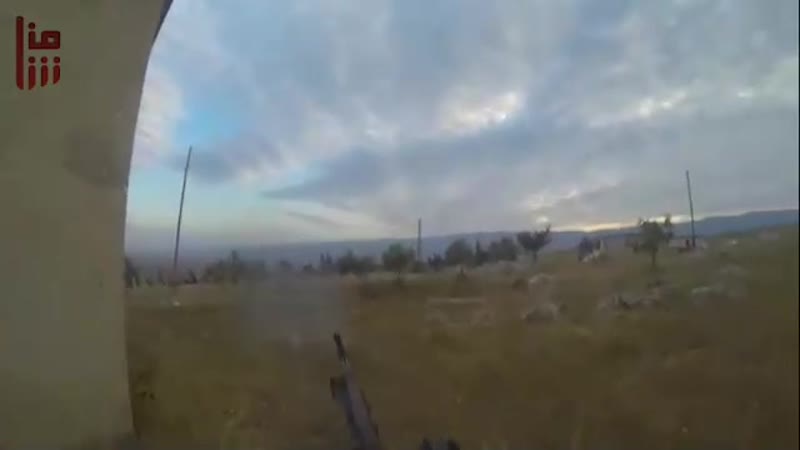 Боевики "хейят тахрир аш шам" во время боев за кафр набуда на севере хамы