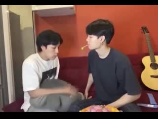 Покормил свою женушку хд