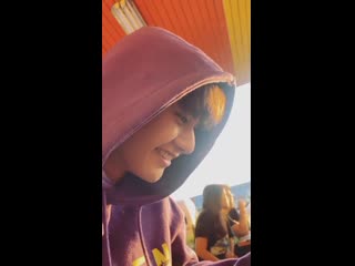 200111 chen rcj insta stories