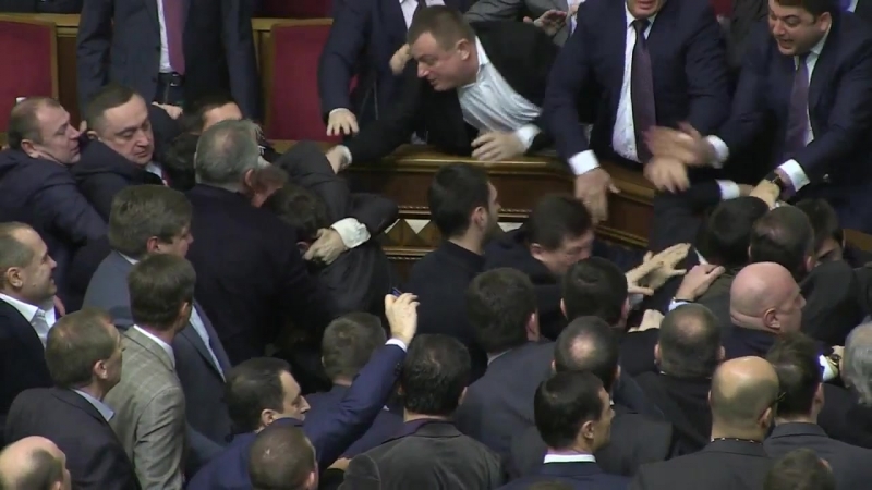 Барна vs яценюк детальное видео драки в верховной раде украины