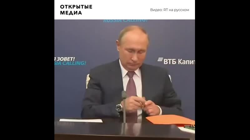 Когда к тебе в кабинет зашел начальник и ты пытаешься делать вид что сильно работаешь