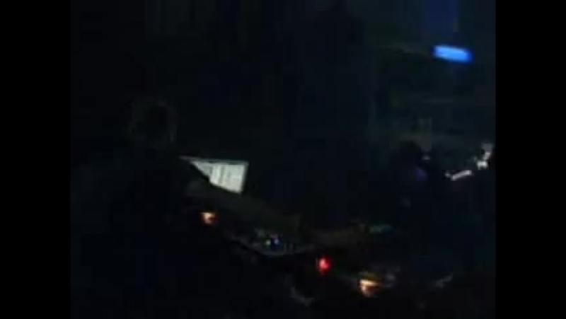 Richie hawtin live at gorod club, moscow (2005 06 24)