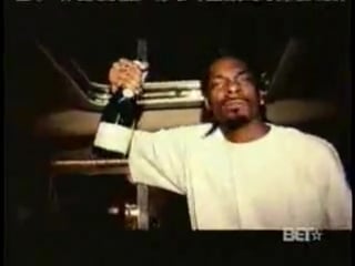 Snoop dogg moet (feat[1] uncle junebug, rbx, the twins, e white, archbishop don magic juan)