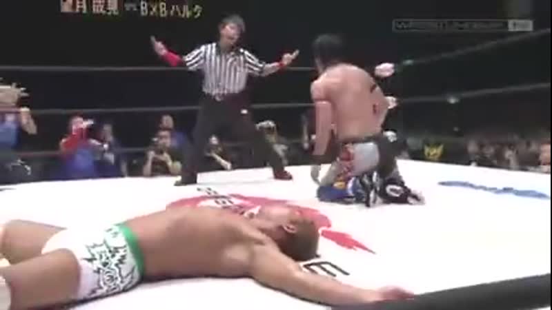 Masaaki mochizuki (c) vs bxb hulk (dragon gate kobe pro wrestling festival 2011)