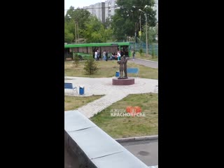 Автобус привёз беременную в роддом