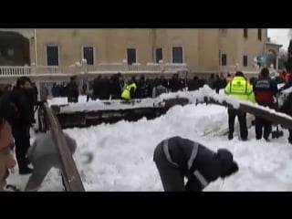 Мен кеудеге массаждан келдім.