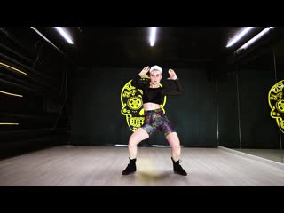 Female dancehall / леся ребус