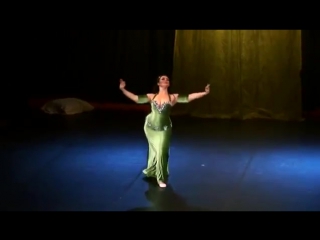 Shereen oriental dance to kermal ayounak by wael kfouri 13