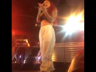 Kehlani distraction (live @ «sweetsexysavage tour», sacramento, 25/04/17)