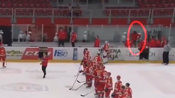 После матча с францией ябатька грабовский показал зад – и с рукой на груди запел гимн (1)