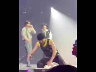 Funniest video i’ve seen today youngjae trying to block jackson from reading the lyrics on the screen